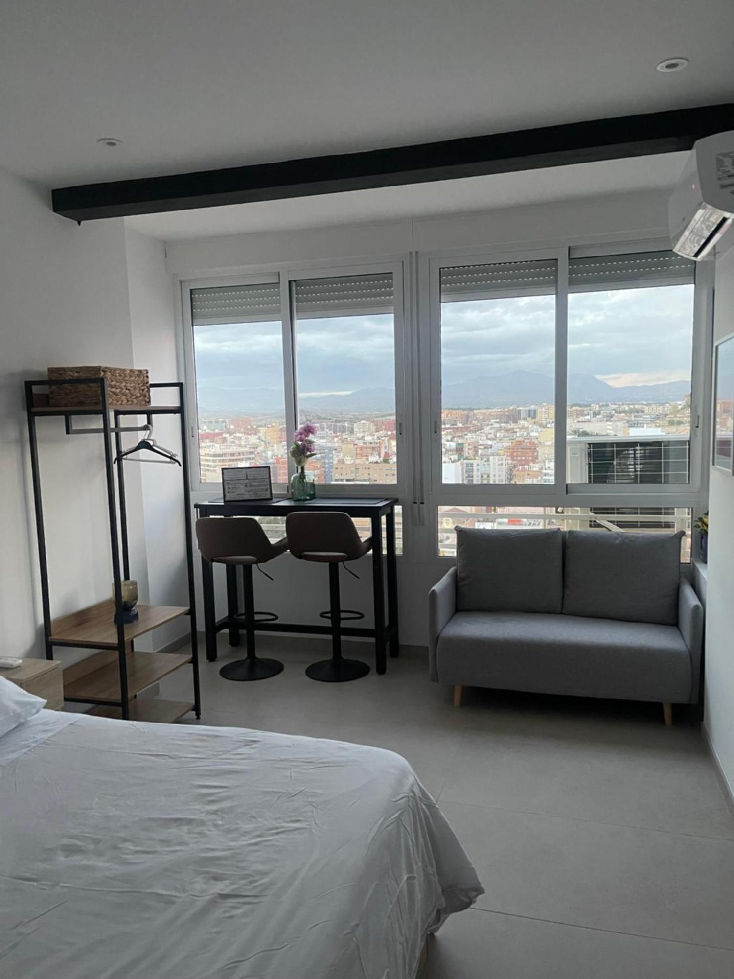 Sky Views Studio In City Centre Alicante Dış mekan fotoğraf